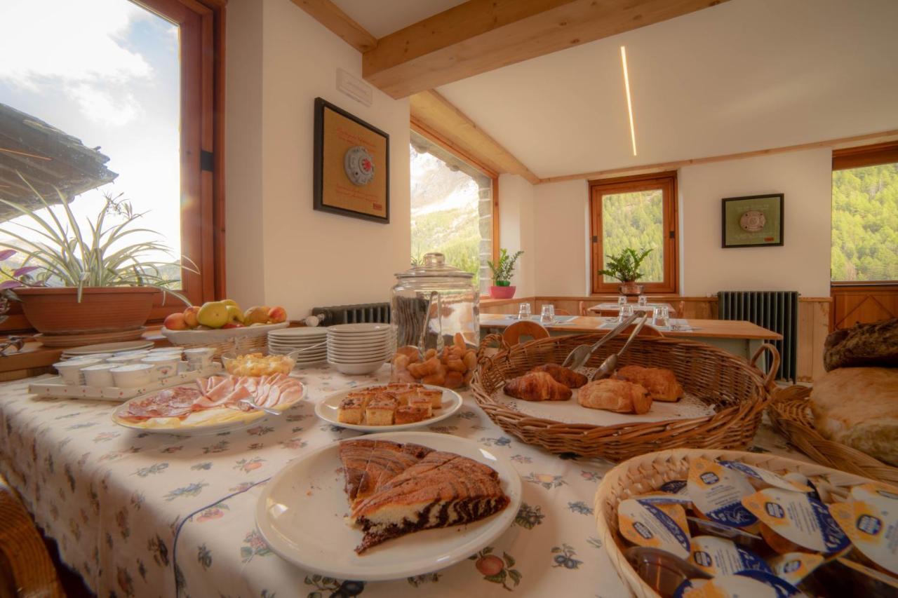 Hotel & Restaurant Perret - Mountain People Valgrisenche Dış mekan fotoğraf